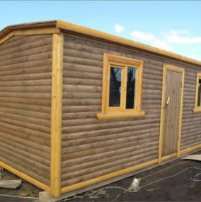 Как построить бытовку своими руками?