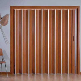 Деревянные двери гармошка