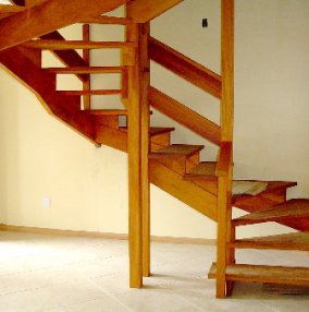 Деревянные ступени для лестниц