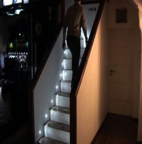 Освещение лестницы в доме