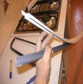 Плинтус для кухонной столешницы