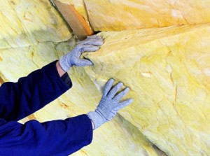 Монтаж утеплителя на деревянные стены