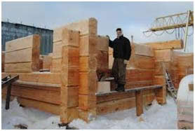 фото  На стадии строительства остовляем места для оконных и дверных проемов