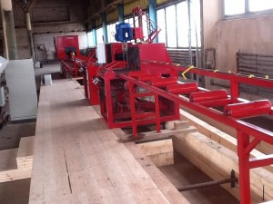 Пилорама для деревообработки