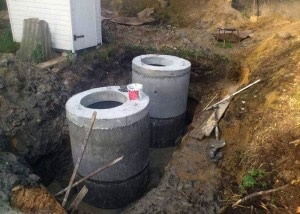 установка бетонных колец для септика