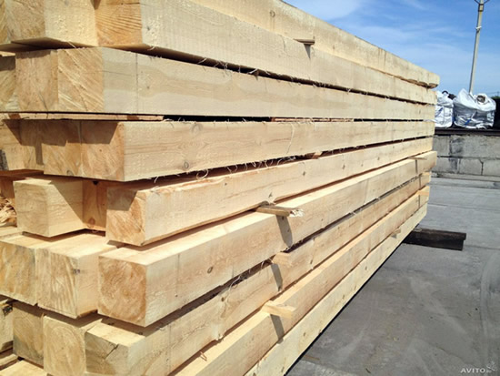 самая низкая цена на простой нестроганый брус естественной влажности