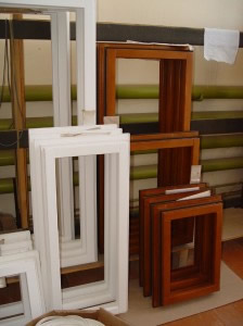 Окна из бруса разного размера