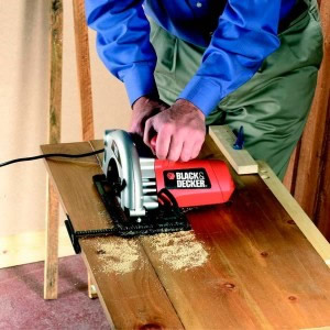 эргономика и удобство использования циркулярной пилы