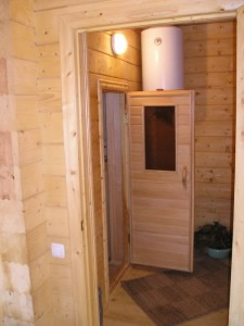 клееный брус из лилы для строительство сруба бани