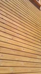 Вид стены дома из профилированного бруса