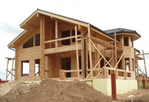 Дом из бруса естественной влажности