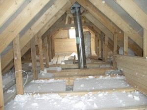 утепление потолка деревянного дома снаружи