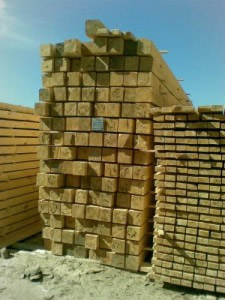 Брус на складе производителей