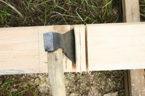 Использование топора